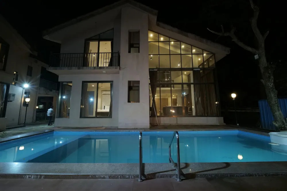 Лонавала: Rose Wood Villa By 97RoyalVista