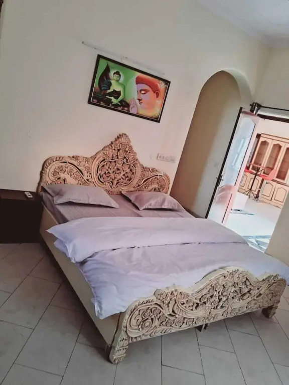 Гуруграм: Super Luxury Farmhouse
