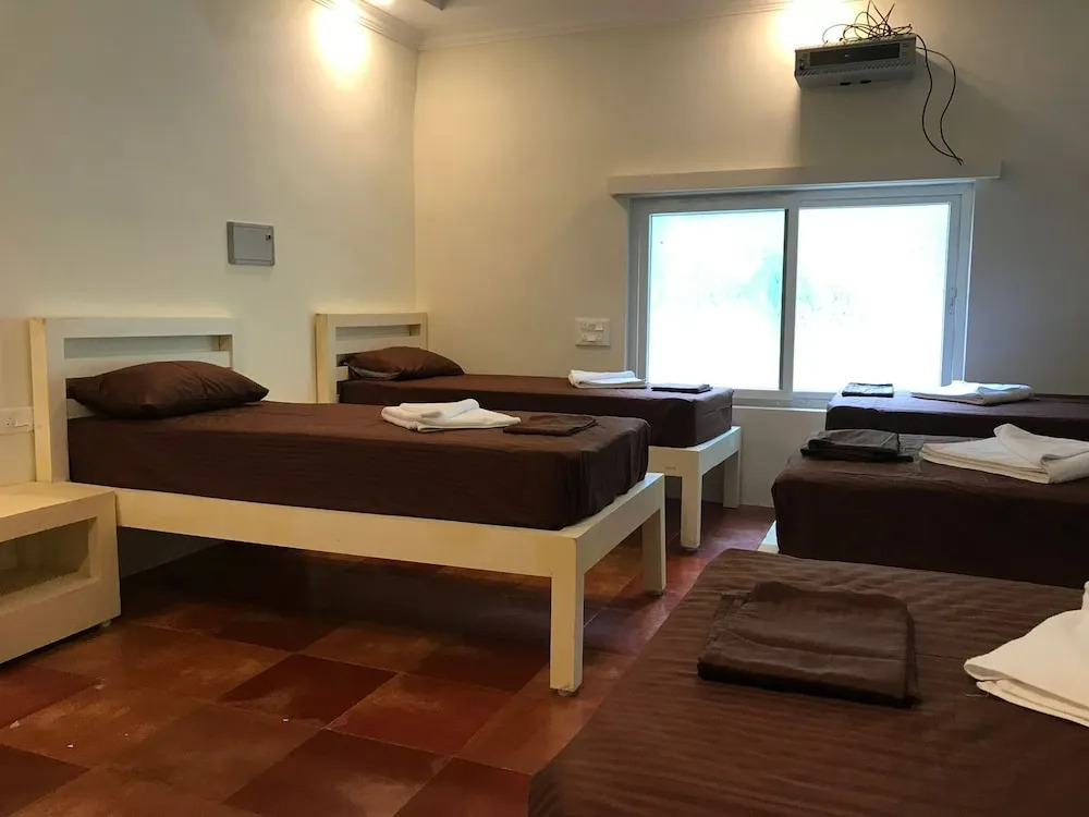 carousel image 0