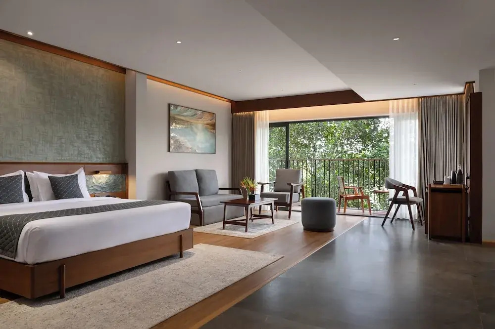 Султан-Батери: Sterling Lontano Waterfront Wayanad