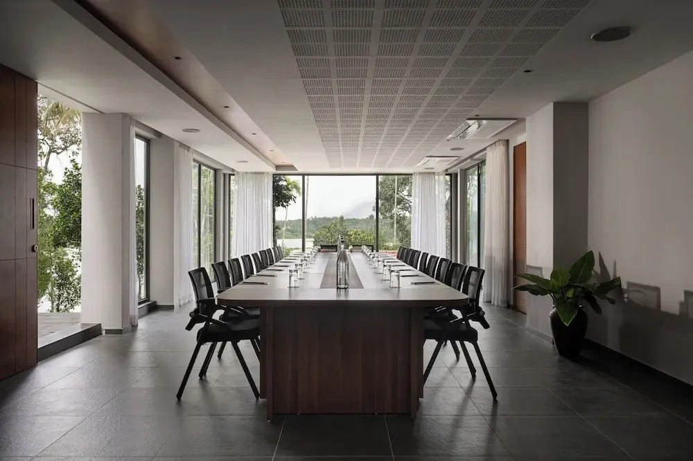Султан-Батери: Sterling Lontano Waterfront Wayanad