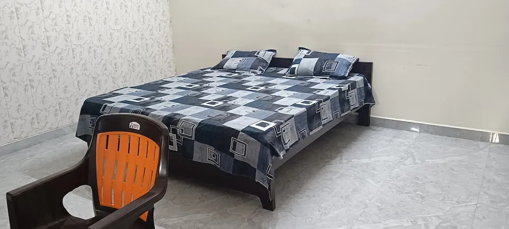 Файзабад: Hariom Home Stay By GRB