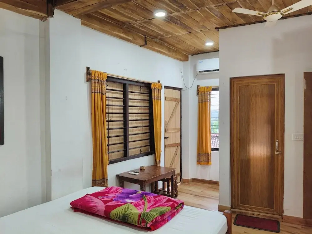 Болпур: Khoai Village Resort