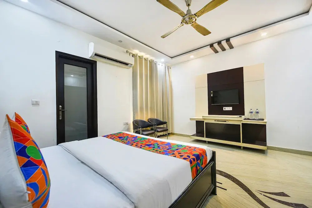 Нью-Дели: Fabhotel Rudraksh Residency