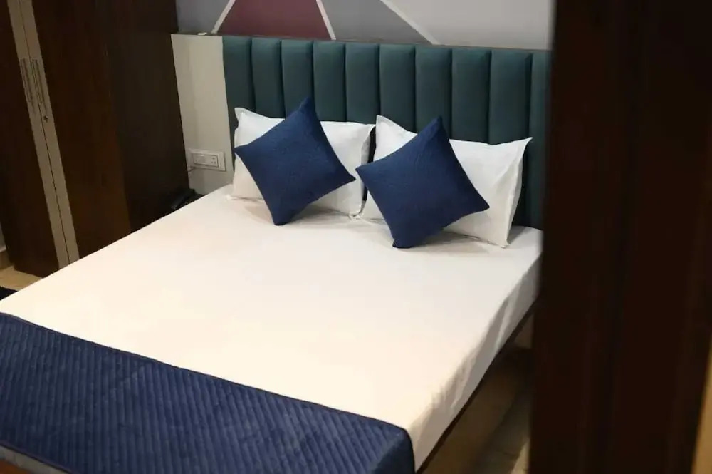Бхопал: hotel basurivala