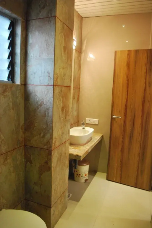 Сурат: Hotel Vijya laxmi Rooms and Banquet Hall