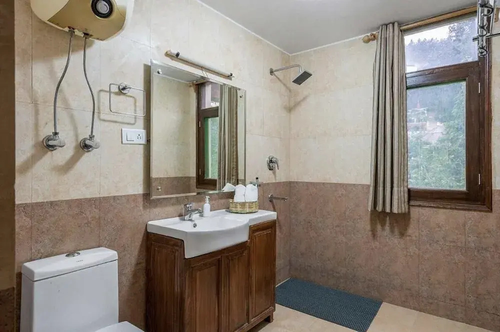 Манали: The Bear Creek Homestay Manali