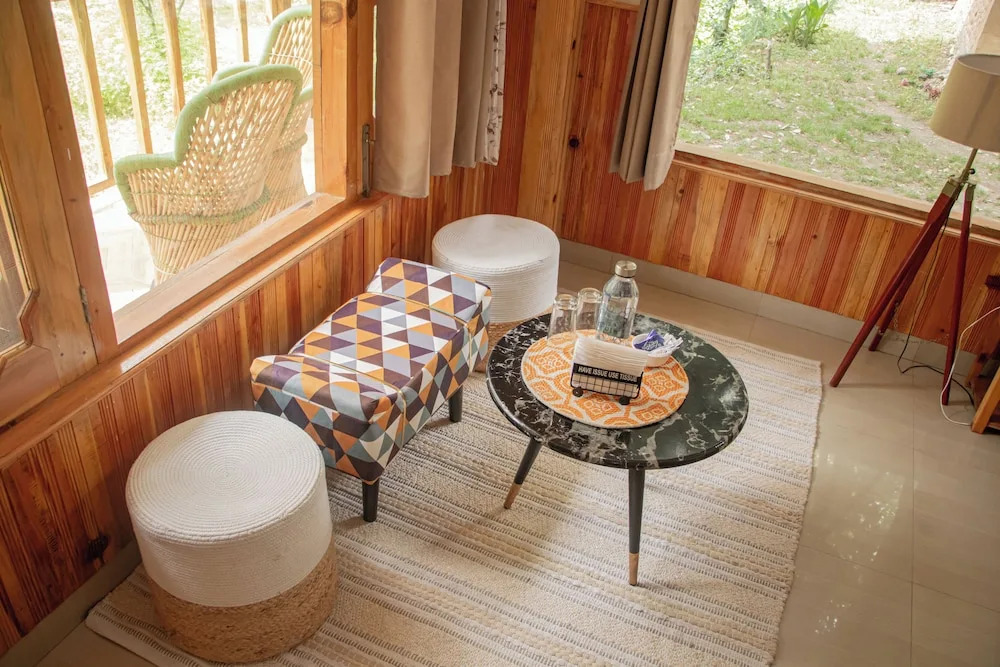 Банджар: Boho Grove Cafe and Stay