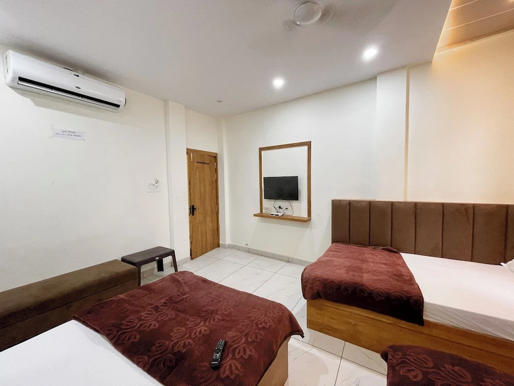 Удджайн: Hotel Gupta Residency - near Temple