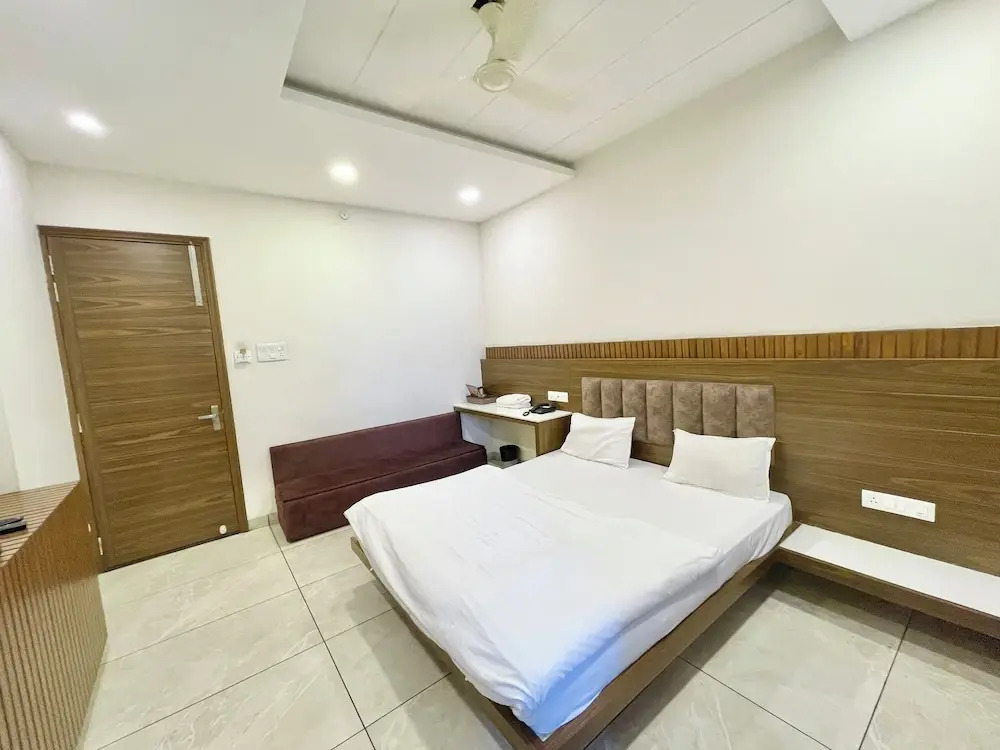 Удджайн: Hotel Govindam Inn - near Temple
