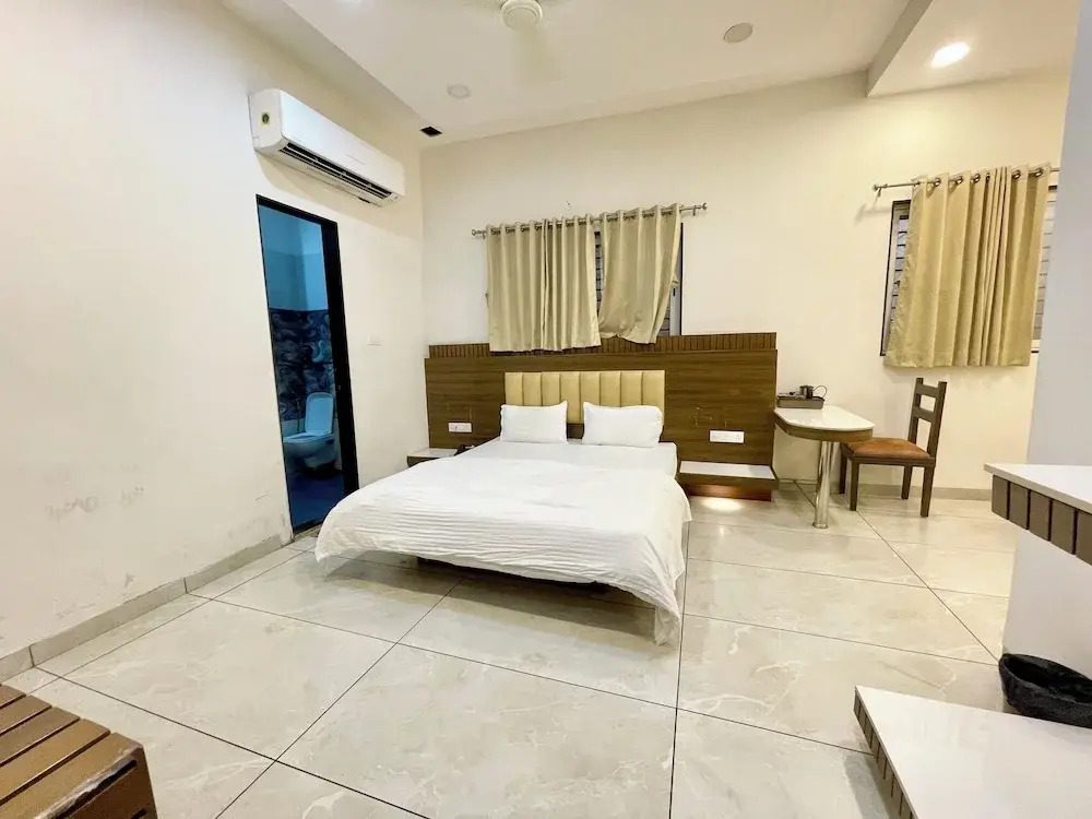 Удджайн: Hotel Govindam Inn - near Temple