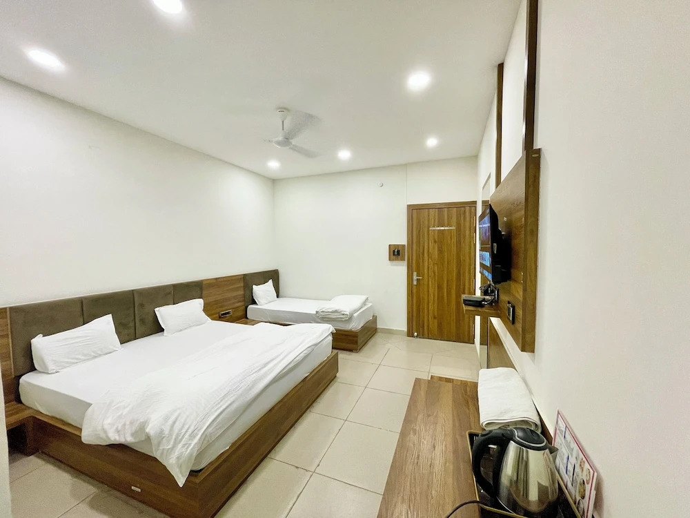 Удджайн: Hotel Govindam Inn - near Temple
