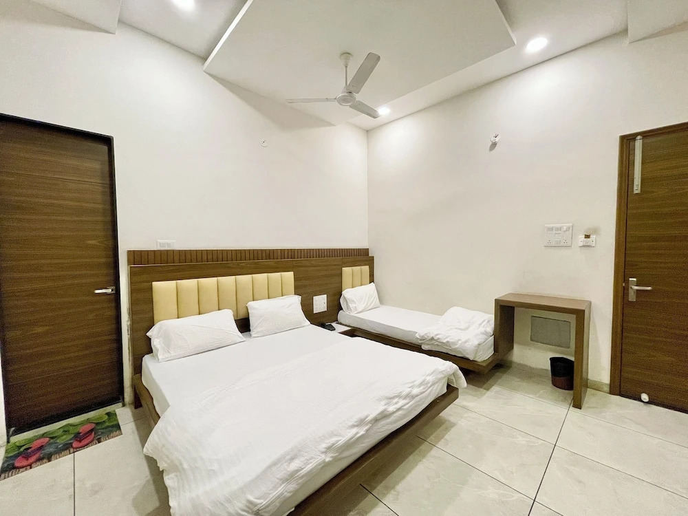 Удджайн: Hotel Govindam Inn - near Temple