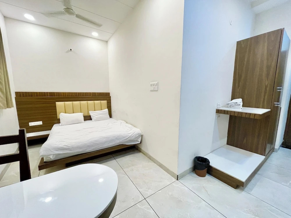 Удджайн: Hotel Govindam Inn - near Temple