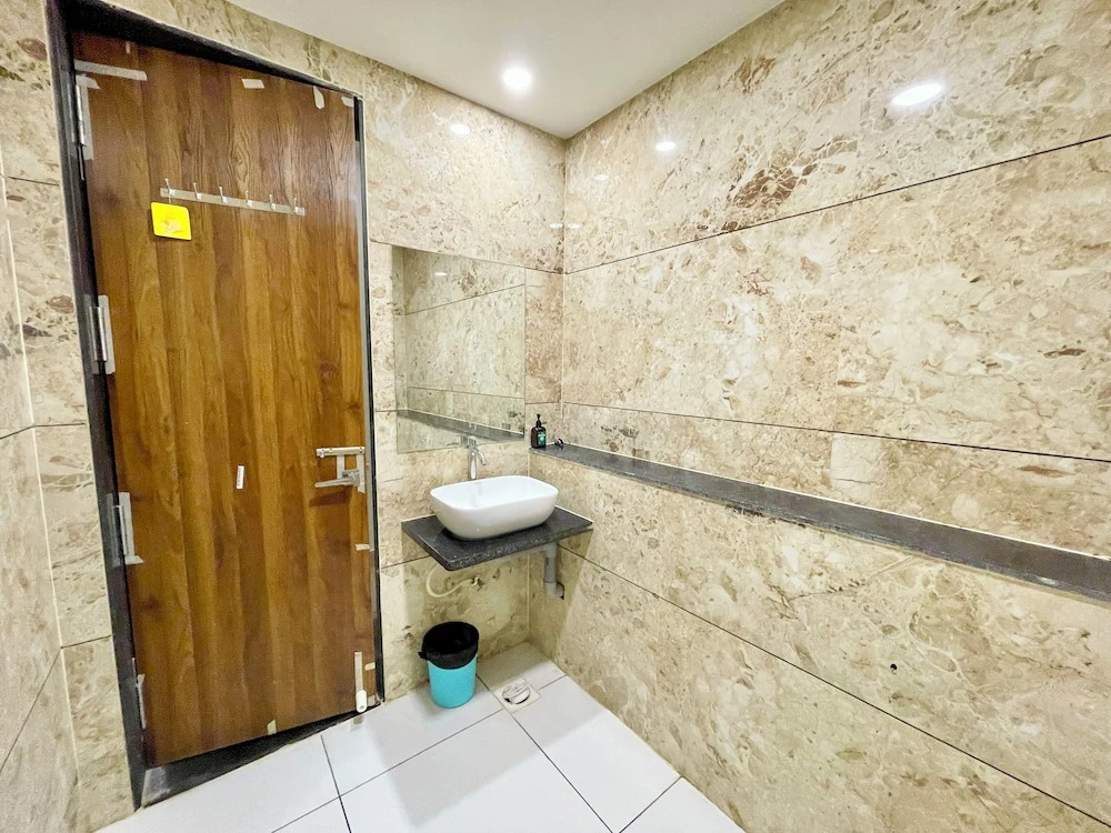 Удджайн: Hotel Govindam Inn - near Temple