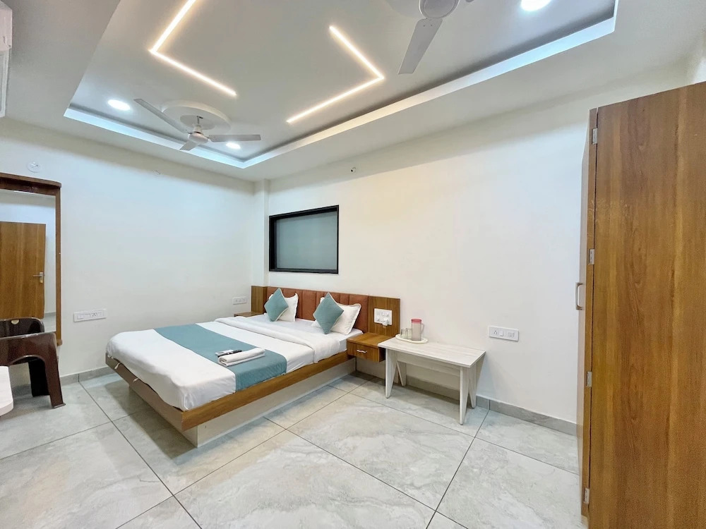 Удджайн: Hotel Shree Nakoda Paradise - Ujjain