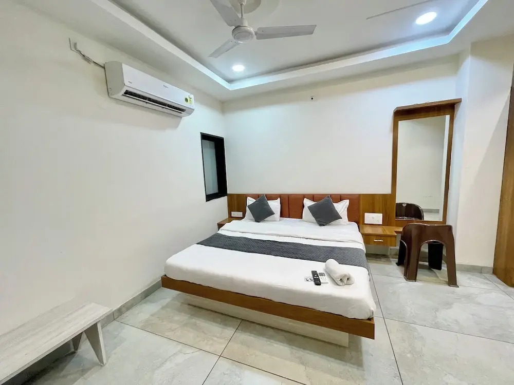 Удджайн: Hotel Shree Nakoda Paradise - Ujjain