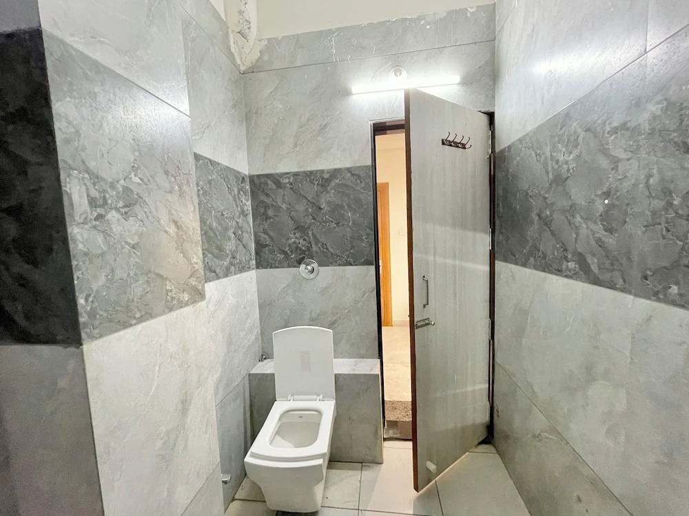 Удджайн: Hotel Shree Nakoda Paradise - Ujjain