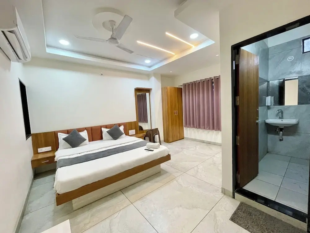 Удджайн: Hotel Shree Nakoda Paradise - Ujjain