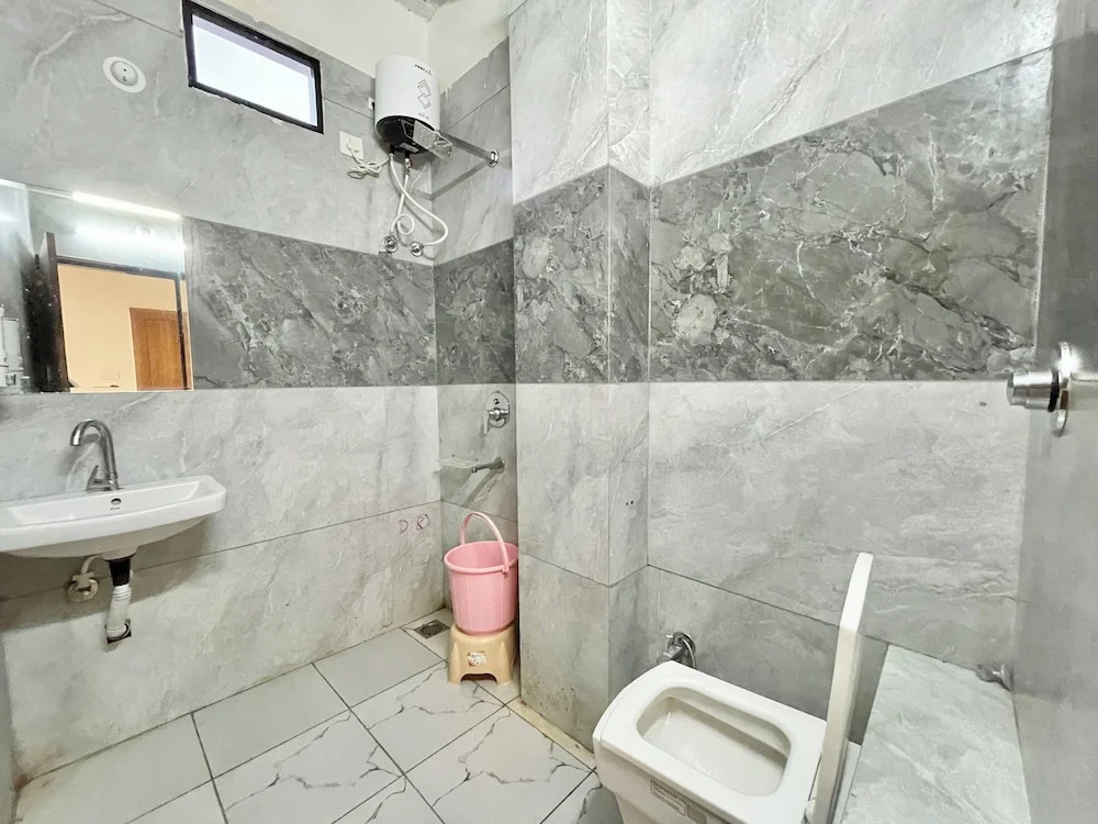 Удджайн: Hotel Shree Nakoda Paradise - Ujjain