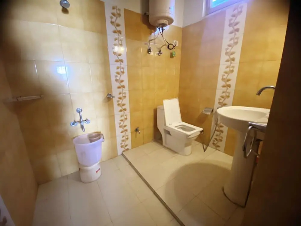 Массури: HR Windsong Homestay