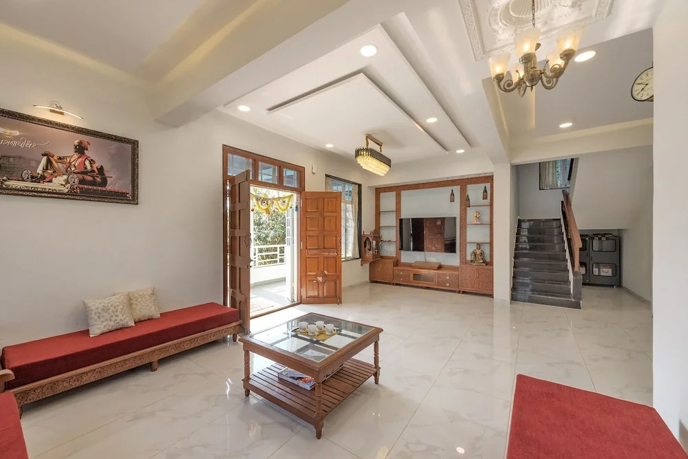 Лаваса: CosmicStays Ekantam - Mountain View Villa near Pune