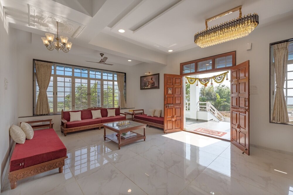 Лаваса: CosmicStays Ekantam - Mountain View Villa near Pune
