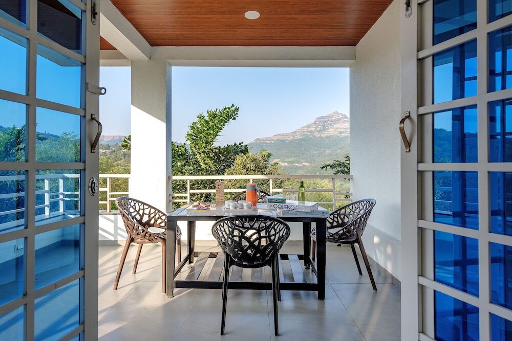 Лаваса: CosmicStays Ekantam - Mountain View Villa near Pune