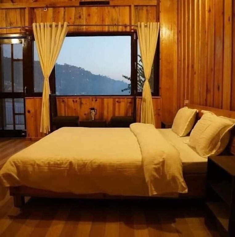 Наинитал: Anant Vilas Resort