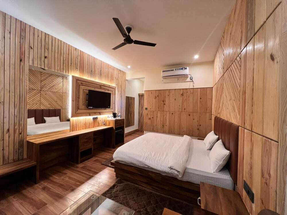 Наинитал: Anant Vilas Resort