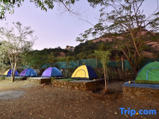 Хандала: Kamshet Highland Resort