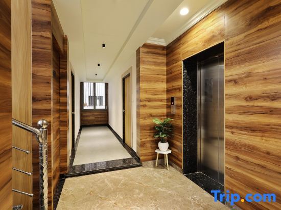 Удаипур: Hotel Sparkle Inn Just 400 Meters from Udaipur Railway Station