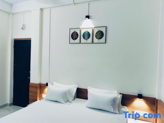 Силигури: Hotel Insta 18