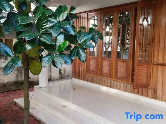 Ангамали: Full AC 4bhk townhouse, 10 mins from airport