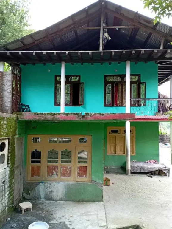 Джамму: POP HOME 92900 Khalida Homestay