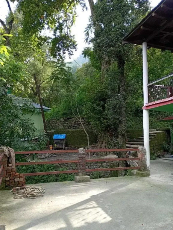 Джамму: POP HOME 92900 Khalida Homestay