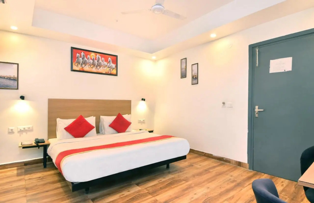 Нойда: Hotel Red York By Byob Hotels