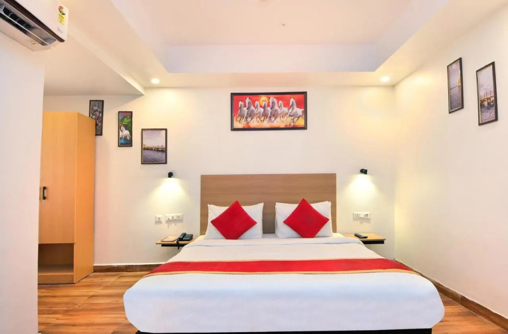 Нойда: Hotel Red York By Byob Hotels