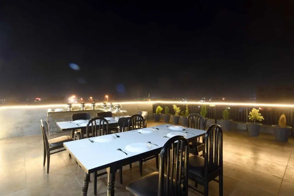 Индаур: Aceotel Select Tulsi Vijay Nagar