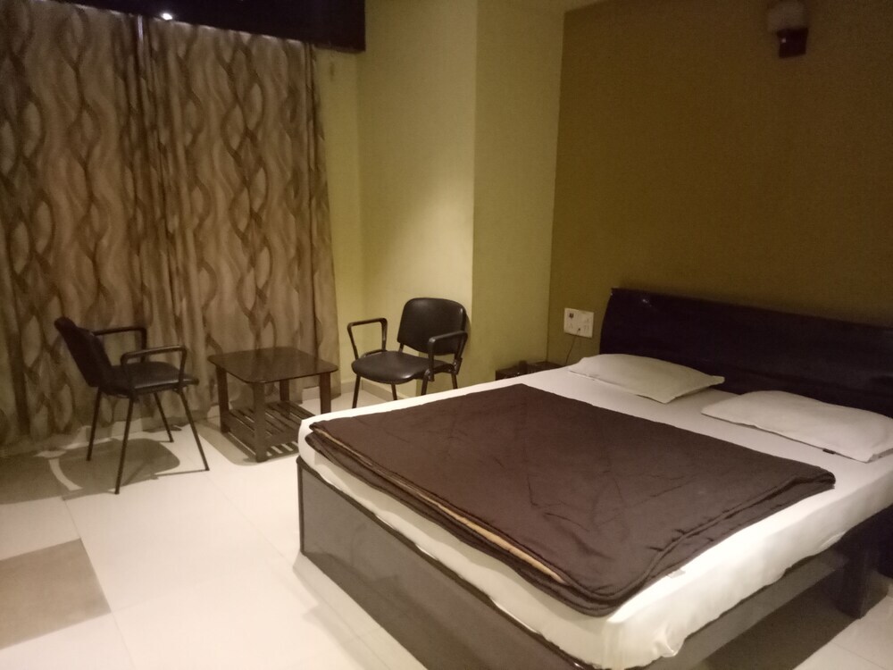 Вапи: hotel mansi