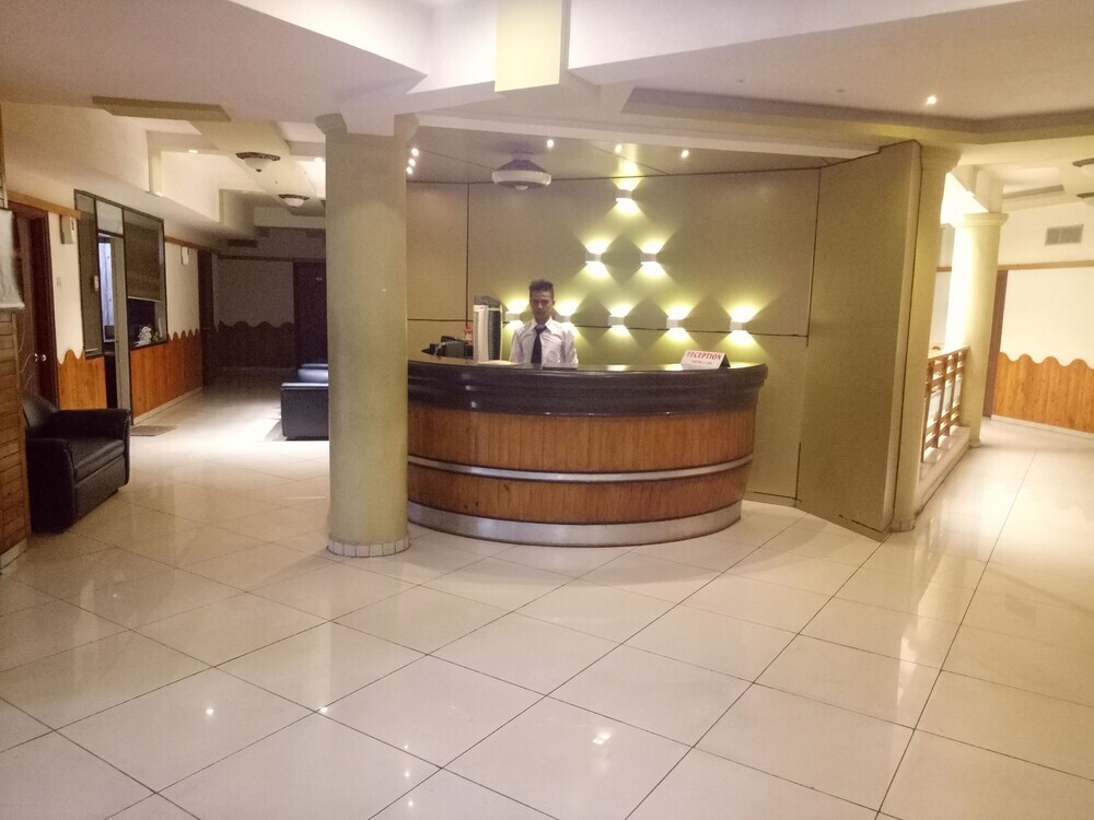 Вапи: hotel mansi