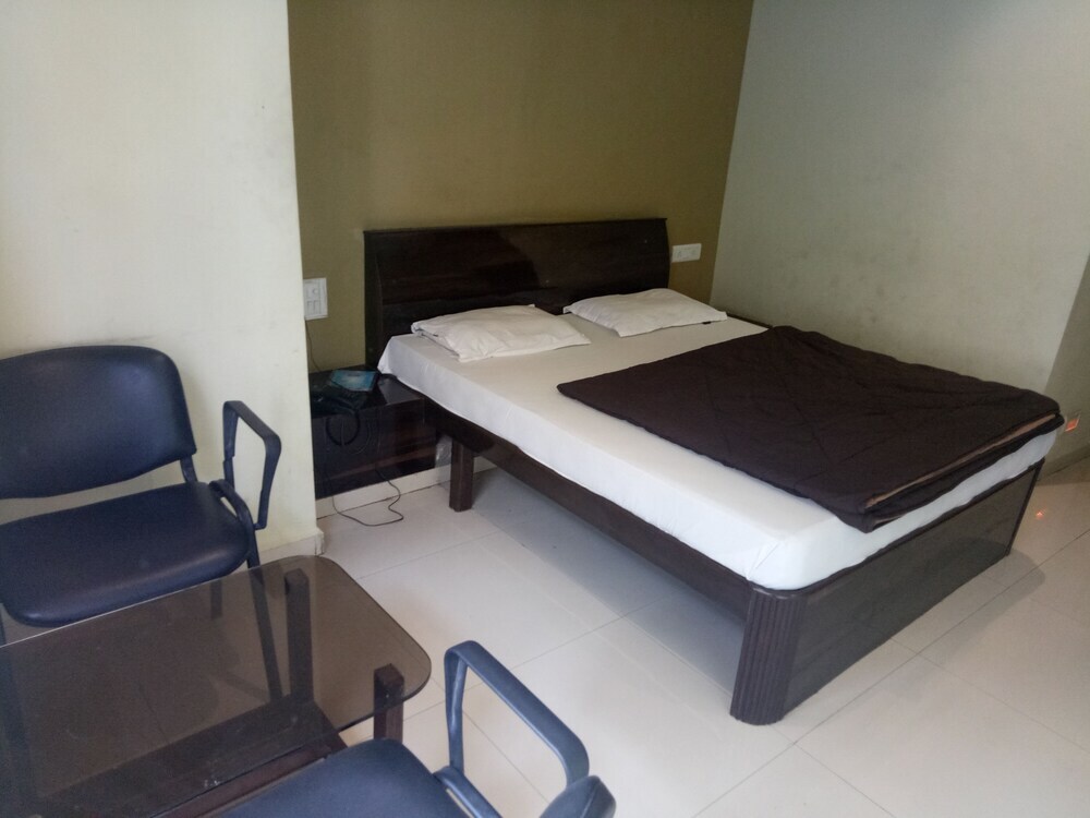 Вапи: hotel mansi