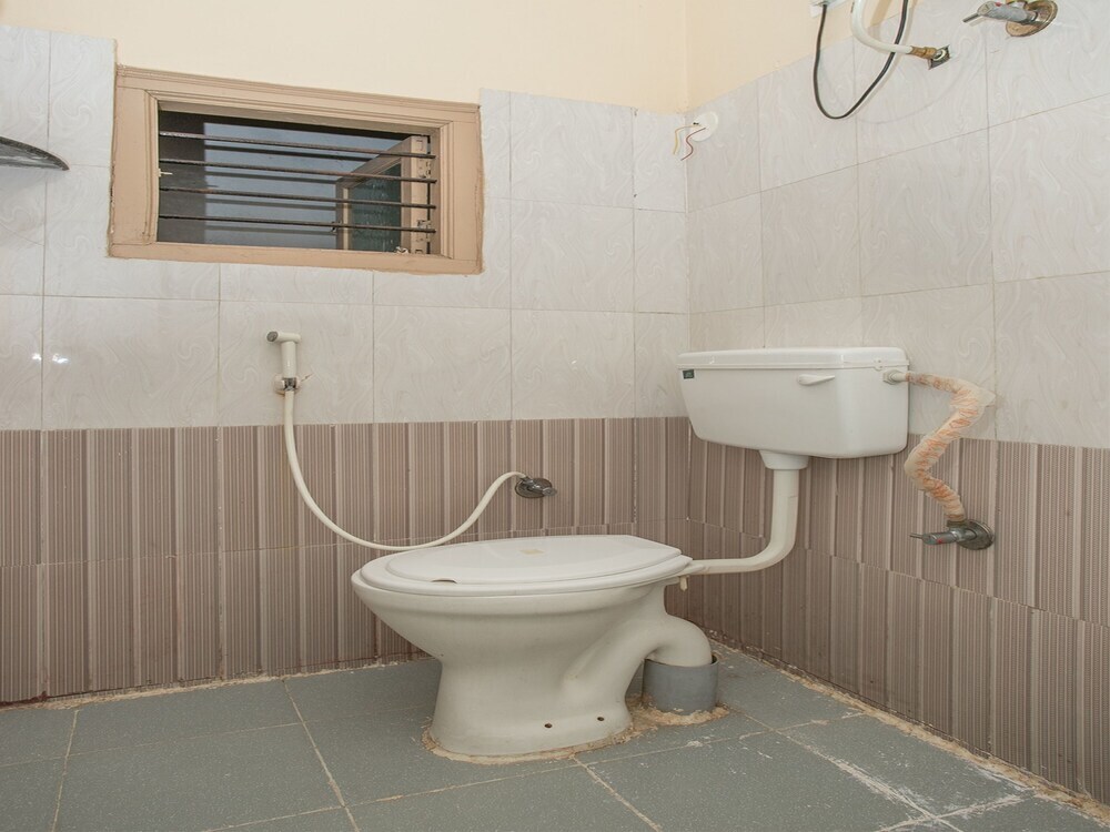 Бангалор: OYO 12776 SV Suites