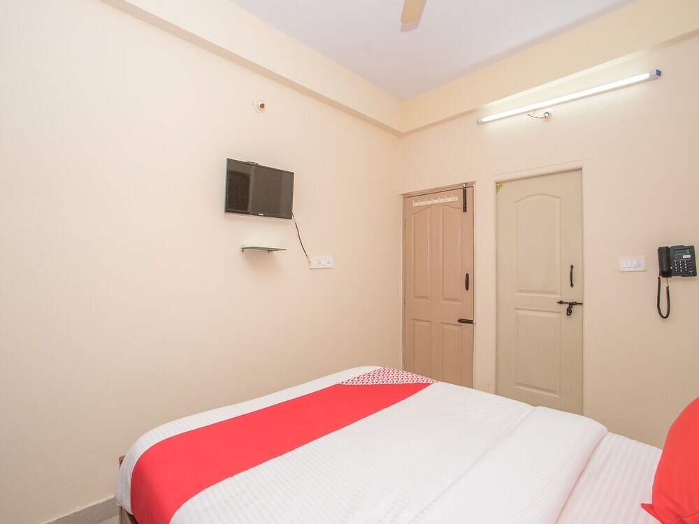 Бангалор: OYO 12776 SV Suites