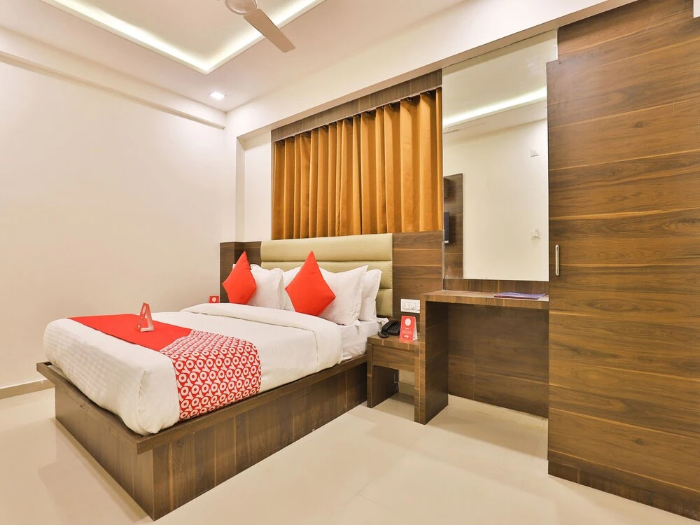 Ахмедабад: OYO 11922 Hotel Sunstar Inn