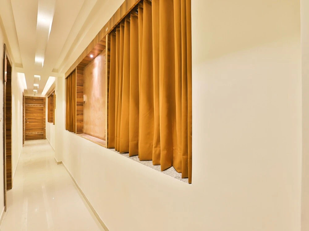 Ахмедабад: OYO 11922 Hotel Sunstar Inn