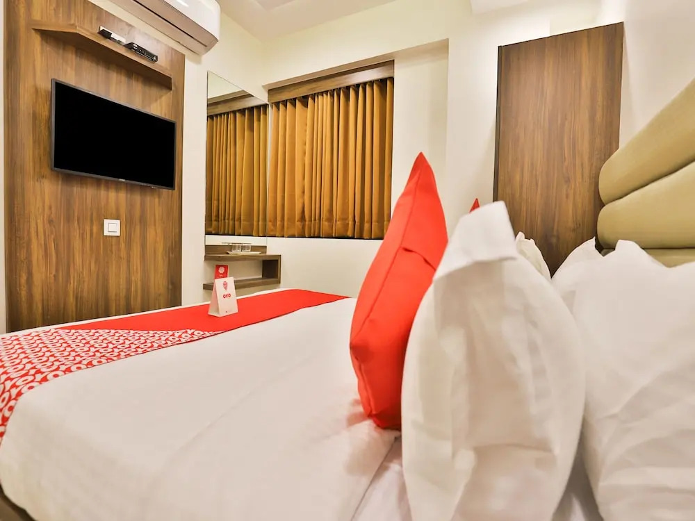 Ахмедабад: OYO 11922 Hotel Sunstar Inn