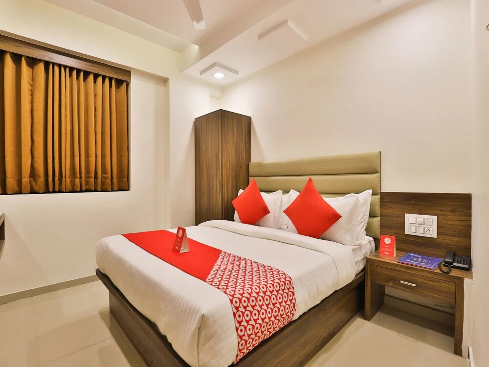 Ахмедабад: OYO 11922 Hotel Sunstar Inn
