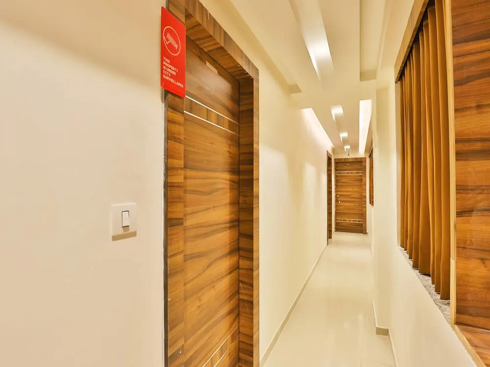 Ахмедабад: OYO 11922 Hotel Sunstar Inn