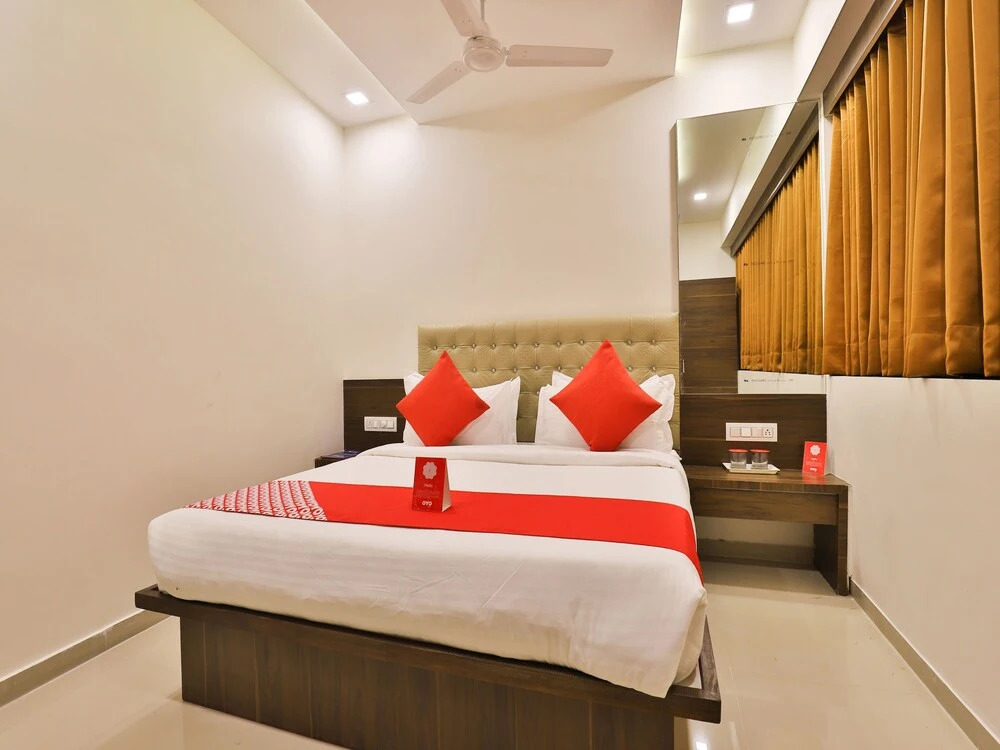 Ахмедабад: OYO 11922 Hotel Sunstar Inn
